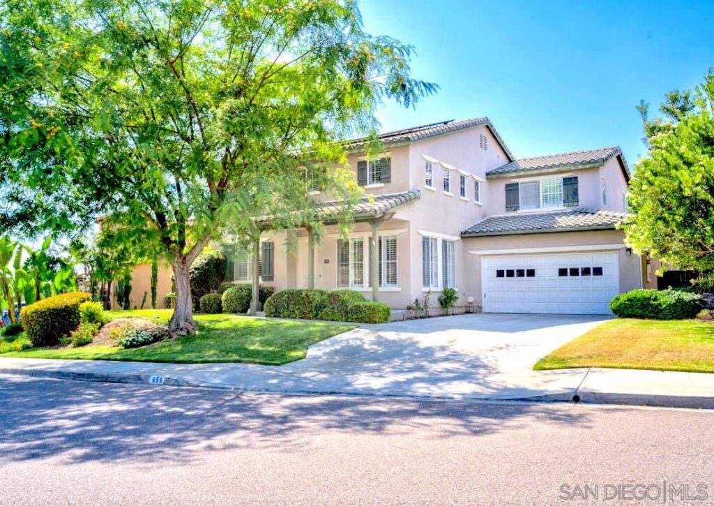 Kathleen Moen, realtor sale